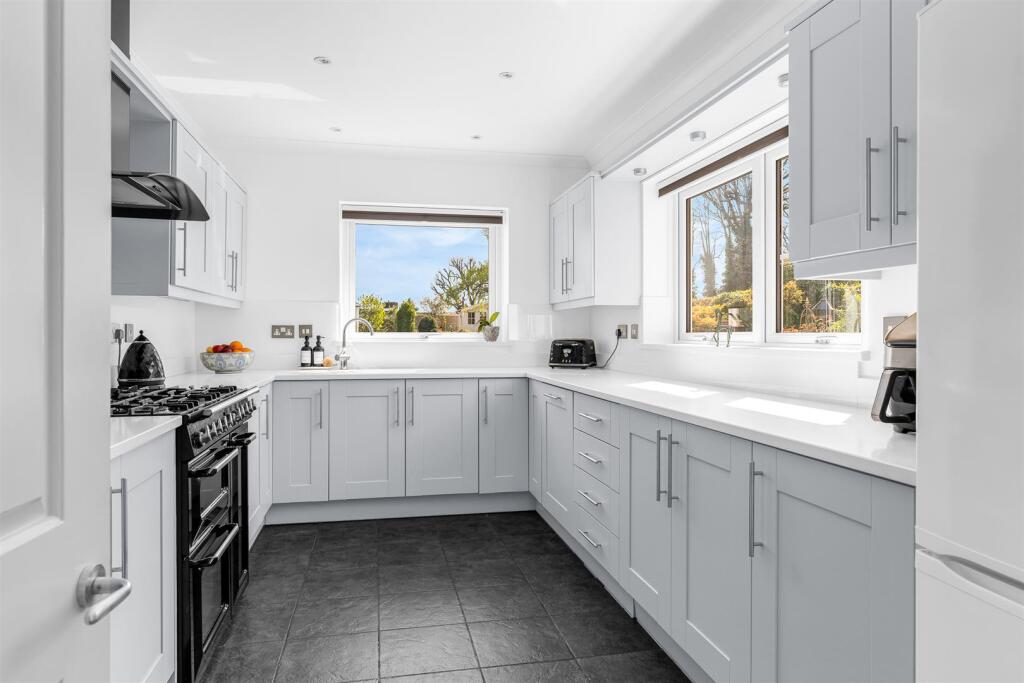 Additional image 4 of Mardley Hill, Welwyn