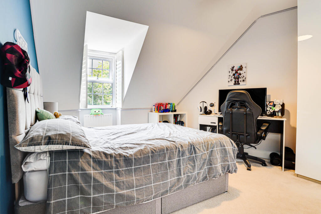 Additional image 11 of Boyes Crescent, Napsbury Park, St. Albans, AL2