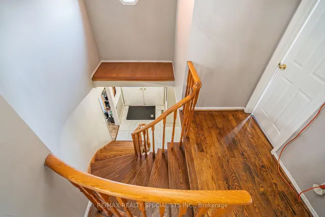 Additional image 32 of 66 Stillwater Cres