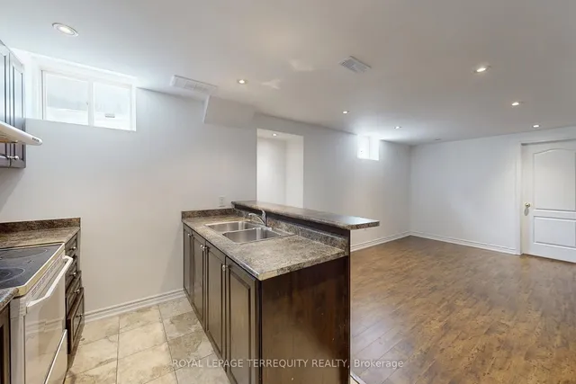 Additional image 35 of 6 Verona Dr