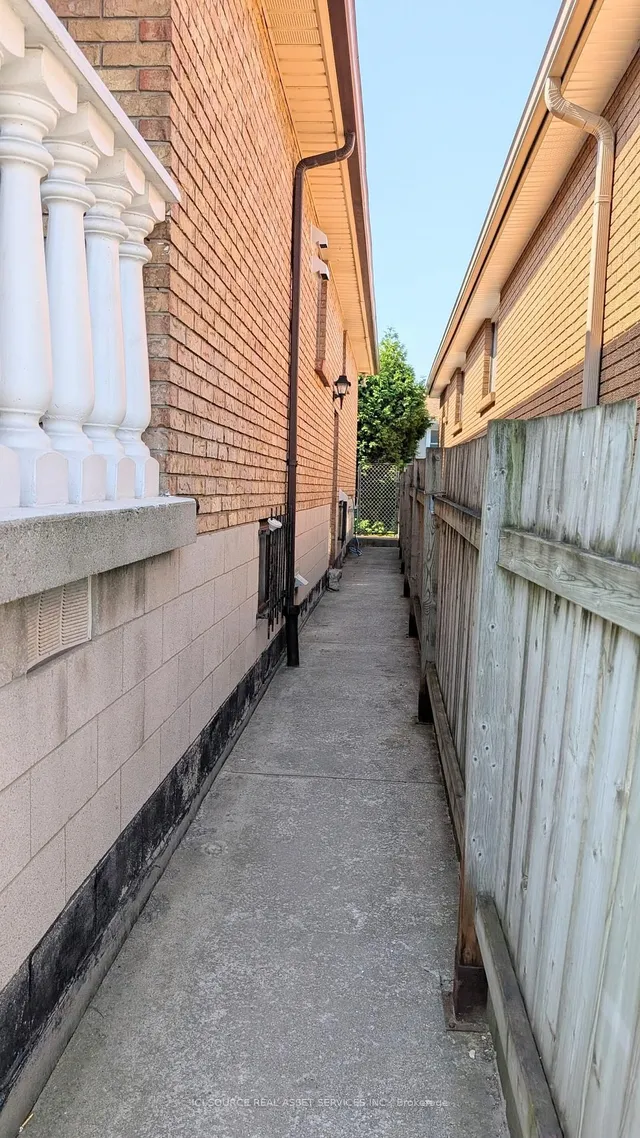 Additional image 8 of 934 Lawrence Rd