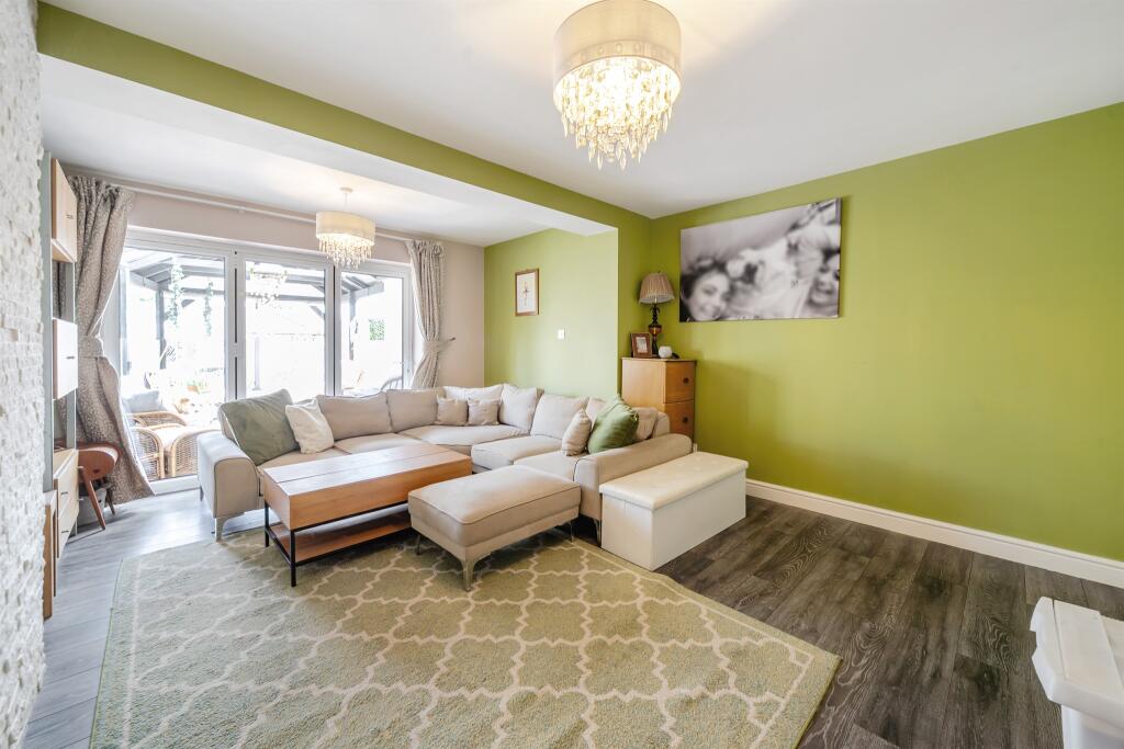 Additional image 26 of High Oaks, St. Albans