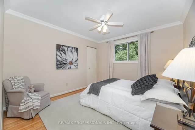 Additional image 30 of 70 Hillside Dr