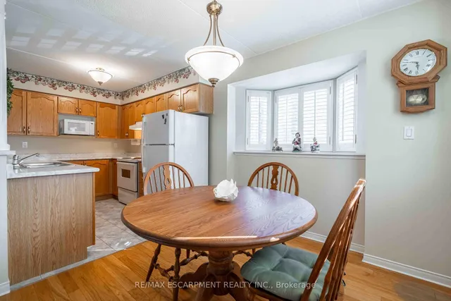 Additional image 17 of 3499 Upper Middle Rd Unit 102