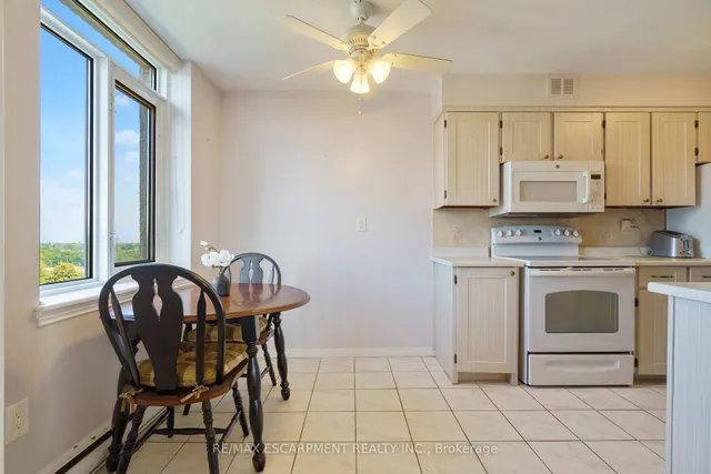 Additional image 17 of 30 Harrisford St Unit 908