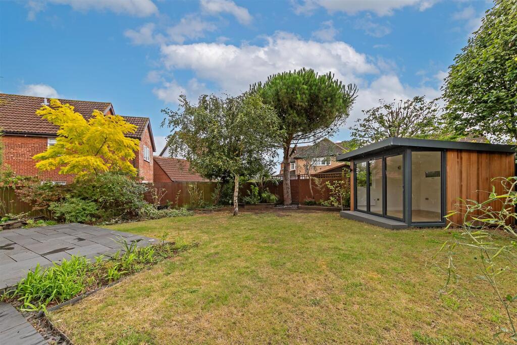 Additional image 21 of Belsize Close, St. Albans