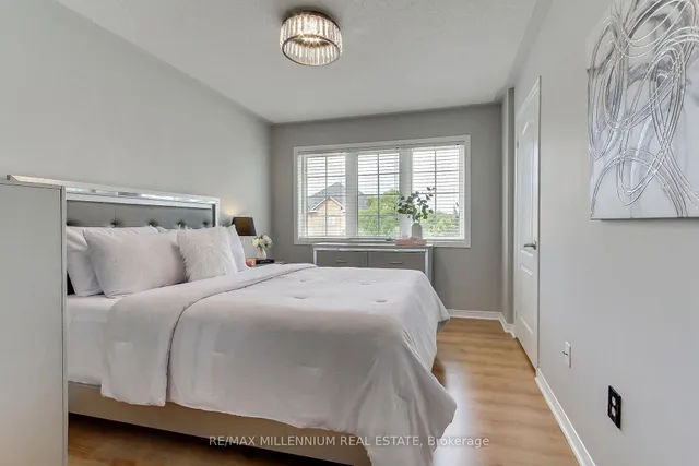 Additional image 25 of 60 Mainard Cres