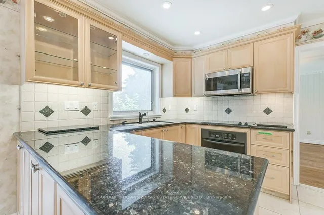 Additional image 15 of 25 Mount Forest Dr