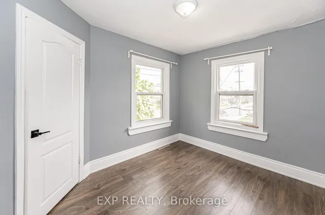 Additional image 29 of 140 Gage Ave