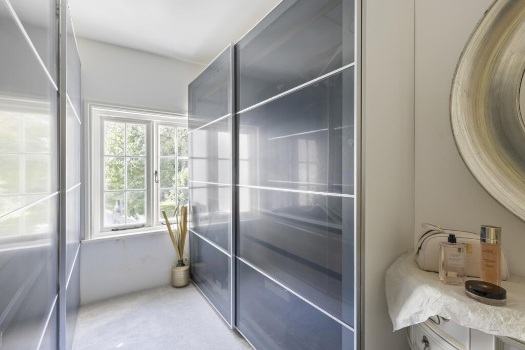 Additional image 13 of West Common Harpenden AL5