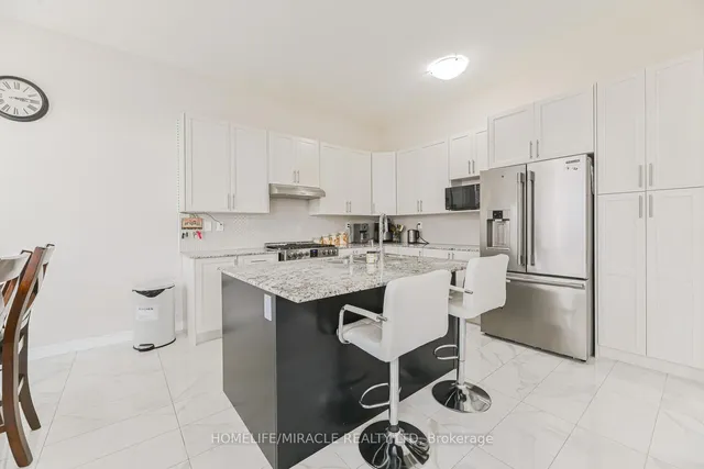 Additional image 17 of 9 Bavenden Cres