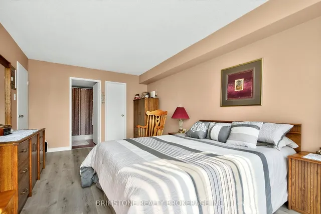 Additional image 33 of 26 Hanover Rd Unit 202