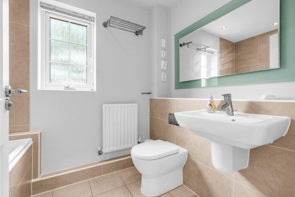 Additional image 16 of Meadow View, Redbourn, St Albans, AL3