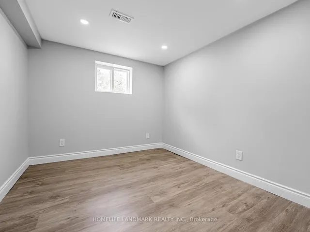 Additional image 37 of 54 Sanford Cres