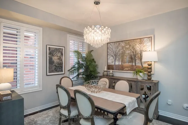 Additional image 6 of 315 Bessborough Dr