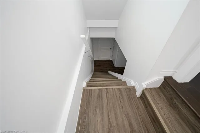 Additional image 50 of 47 Madonna Dr