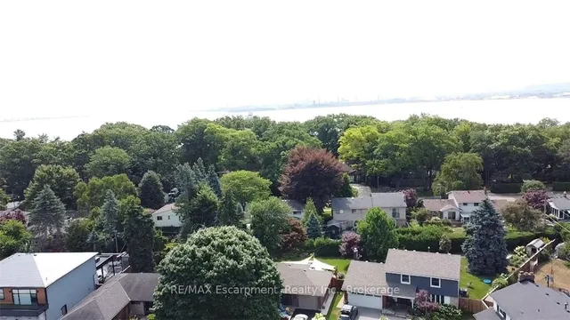 Additional image 42 of 231 BARRYMORE Crt