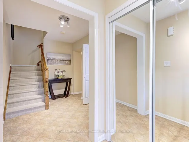 Additional image 7 of 220 Magurn Gate