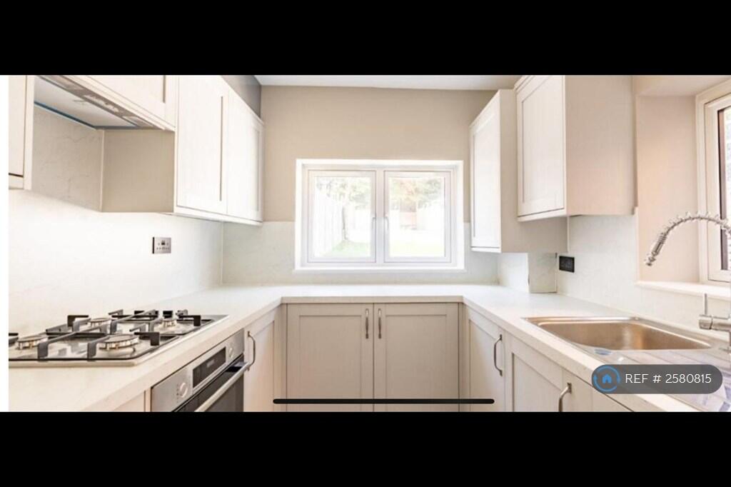 Additional image 9 of Kimberley Road, St. Albans, AL3