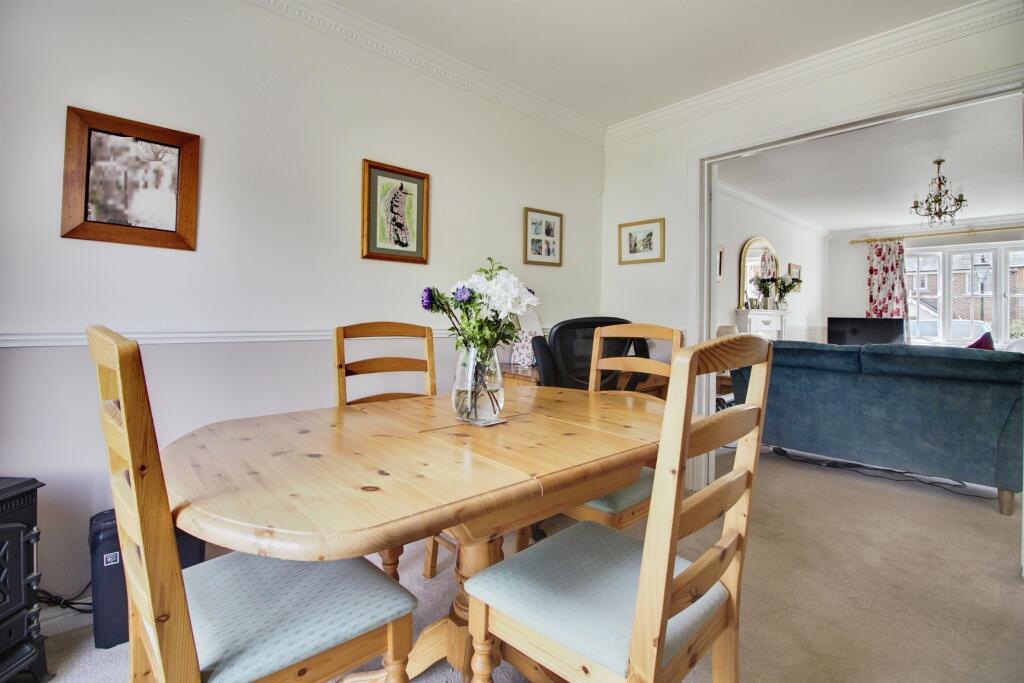 Additional image 4 of Welwyn Hall Gardens, Welwyn