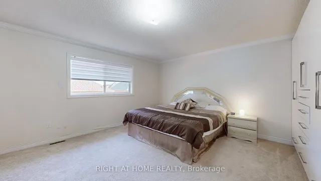 Additional image 25 of 588 Warhol Way