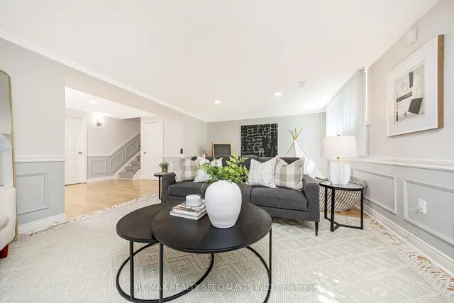 Additional image 30 of 212 Memorial Ave