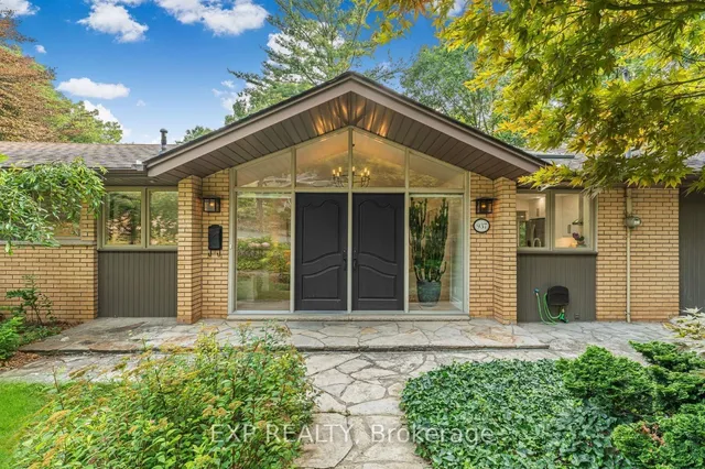 937 Montgomery Dr