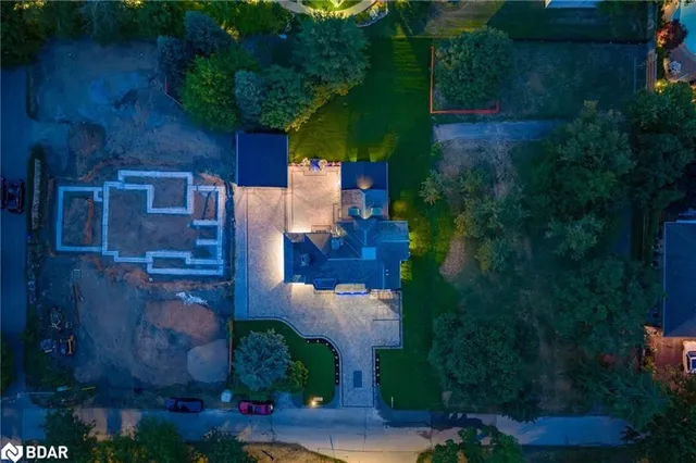 Additional image 45 of 977 Unsworth Ave