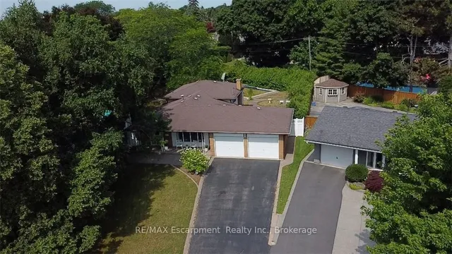 Additional image 40 of 231 BARRYMORE Crt