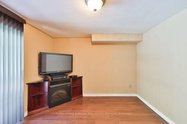 Additional image 19 of 37 Sunrise Cres