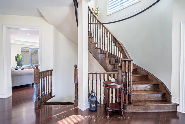 Additional image 22 of 119 Russell Creek Dr