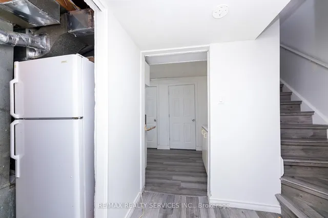 Additional image 36 of 1306 Guelph Line Unit Unit 3