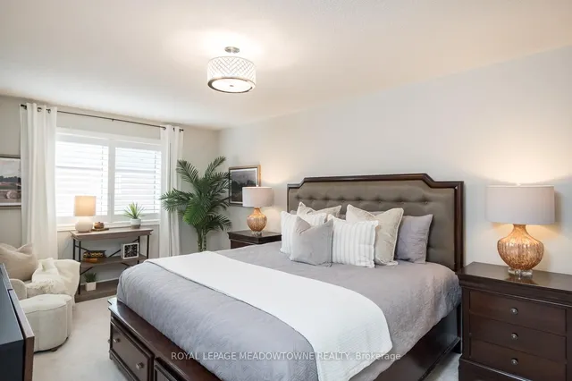 Additional image 19 of 315 Bessborough Dr