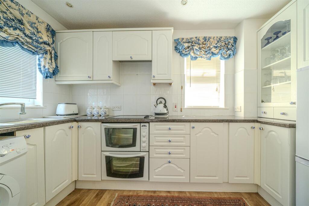 Additional image 4 of Riverside Road, St. Albans