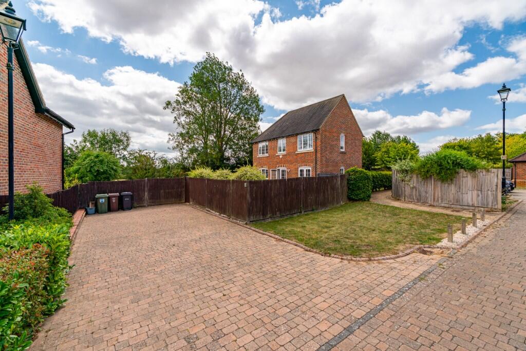 Additional image 22 of Meadow View, Redbourn, St Albans, AL3