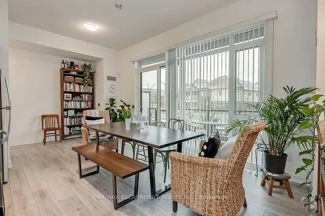 Additional image 8 of 3210 Dakota Common Unit A106