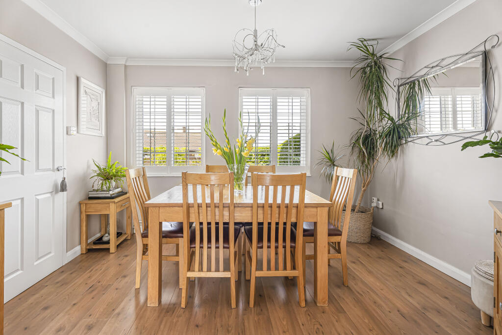 Additional image 4 of Saxon Close, Harpenden, AL5