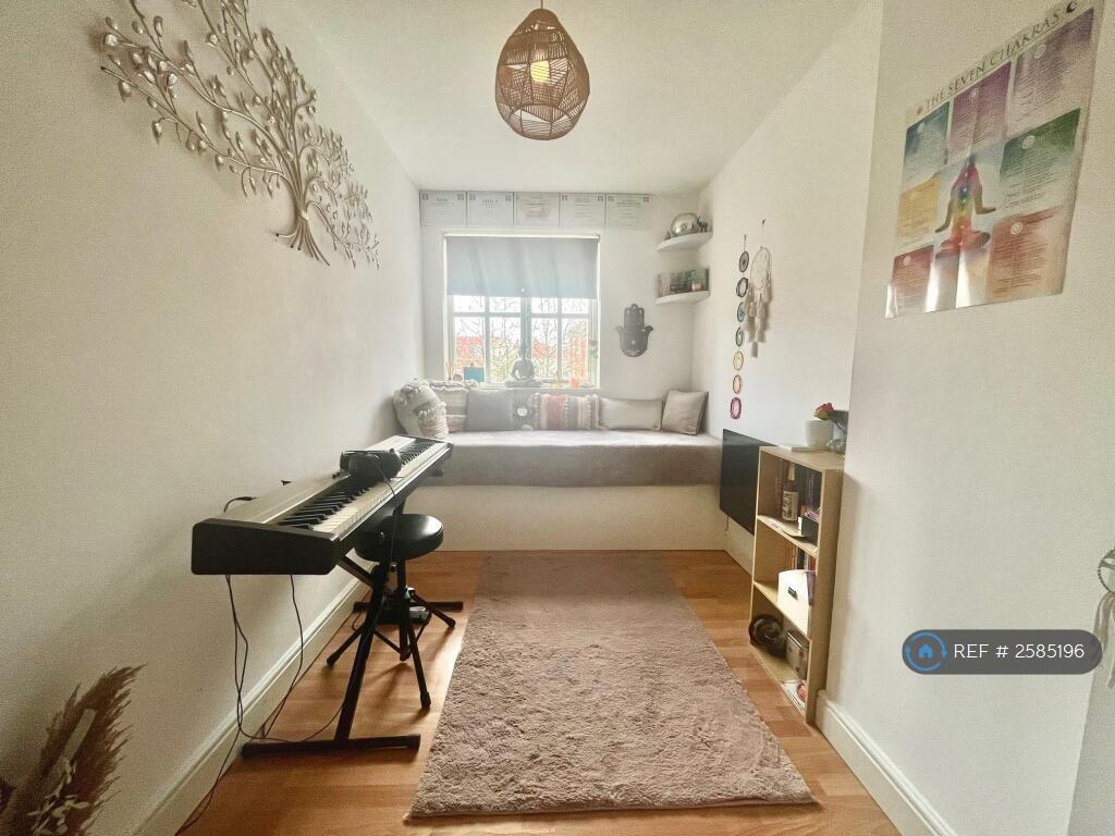 Additional image 8 of Node Way Gardens, Welwyn, AL6