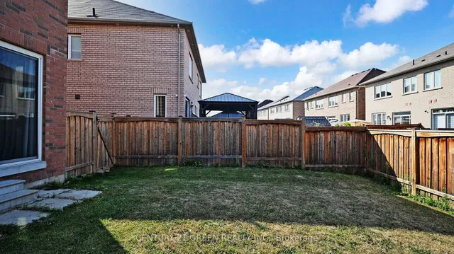 Additional image 46 of 30 Canary Clse