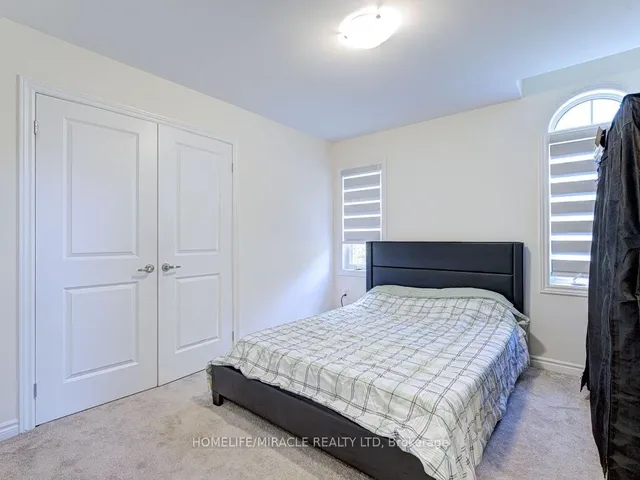 Additional image 25 of 8 Jenwood Cres