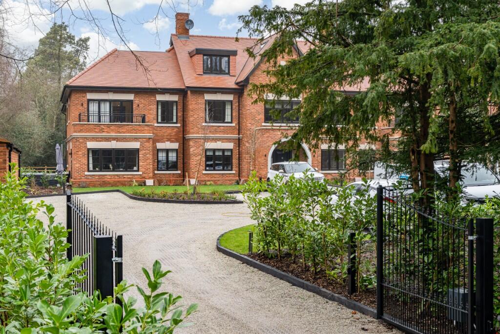 Additional image 16 of Caddington House, New Road, Digswell, Welwyn, Hertfordshire, AL6