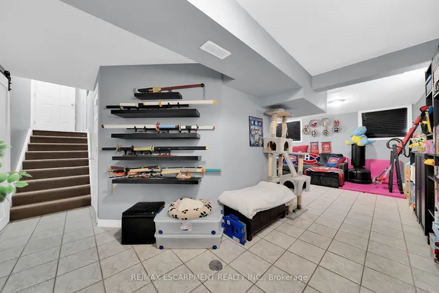Additional image 33 of 2 Tyler Dr
