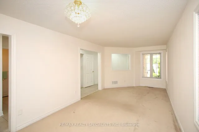 Additional image 16 of 5 Todmorden Dr