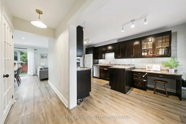 Additional image 9 of 550 Eliza Cres