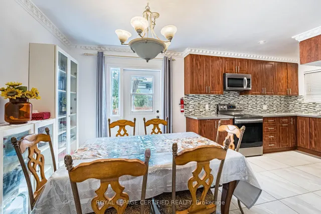 Additional image 11 of 125 Mcmurchy Ave