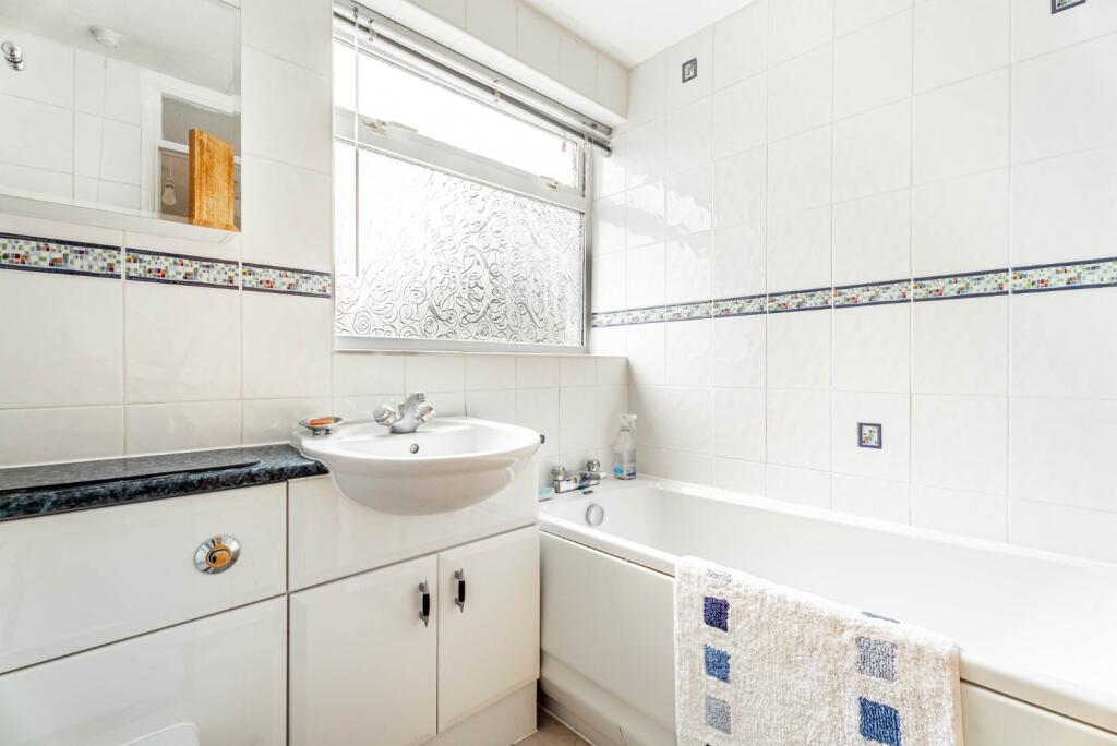 Additional image 11 of Westfields, St. Albans, Hertfordshire, AL3