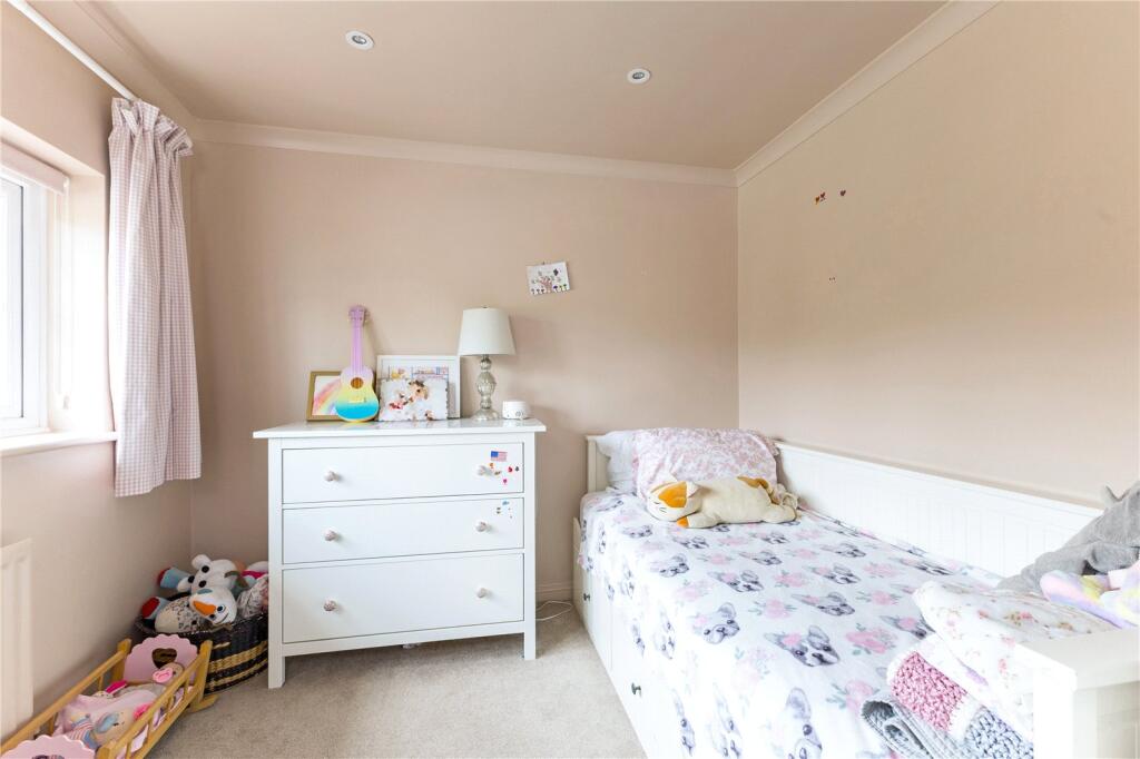 Additional image 14 of Gainsborough Avenue, St. Albans, Herts, AL1
