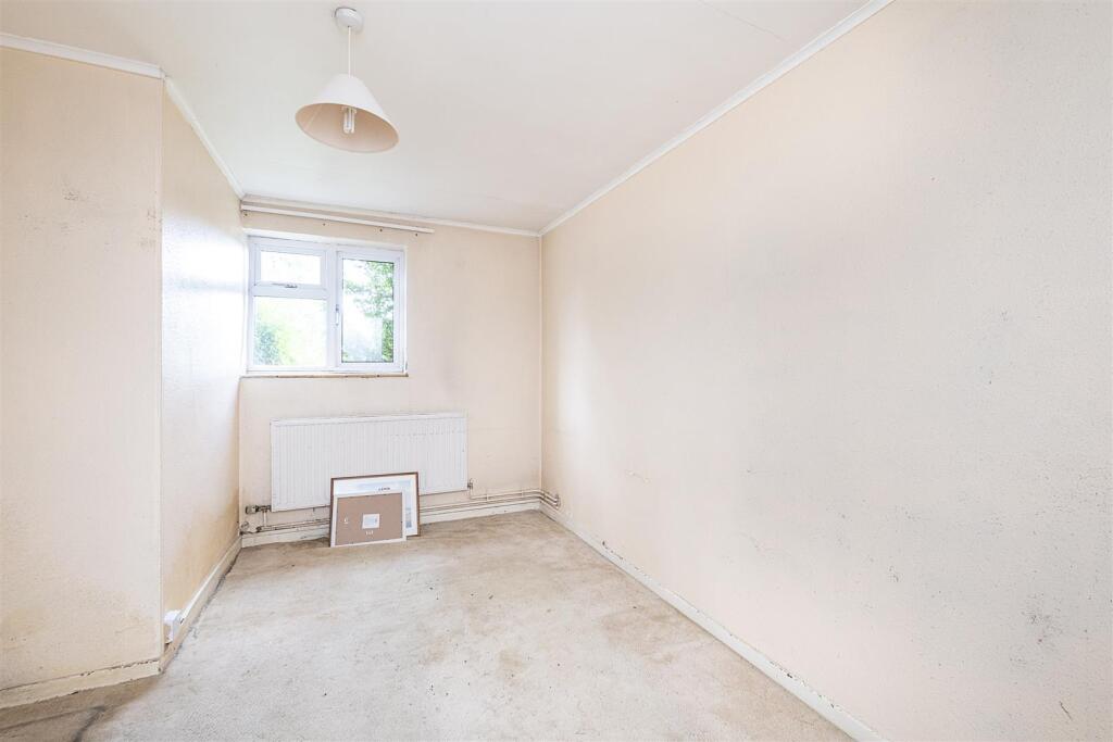 Additional image 6 of Tallents Crescent, Harpenden