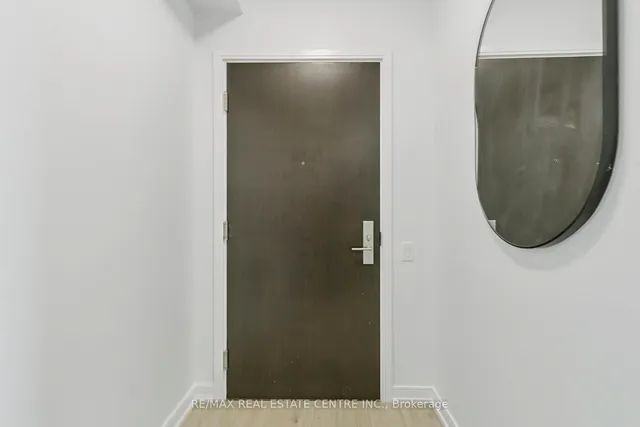 Additional image 4 of 8 Nahani Way Unit 821