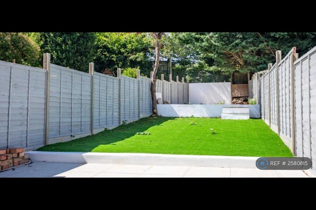 Additional image 5 of Kimberley Road, St. Albans, AL3